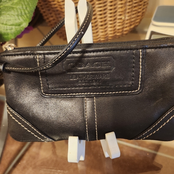 Coach Black Leather Wristlet with Stitch Detail Like New - Picture 1 of 6